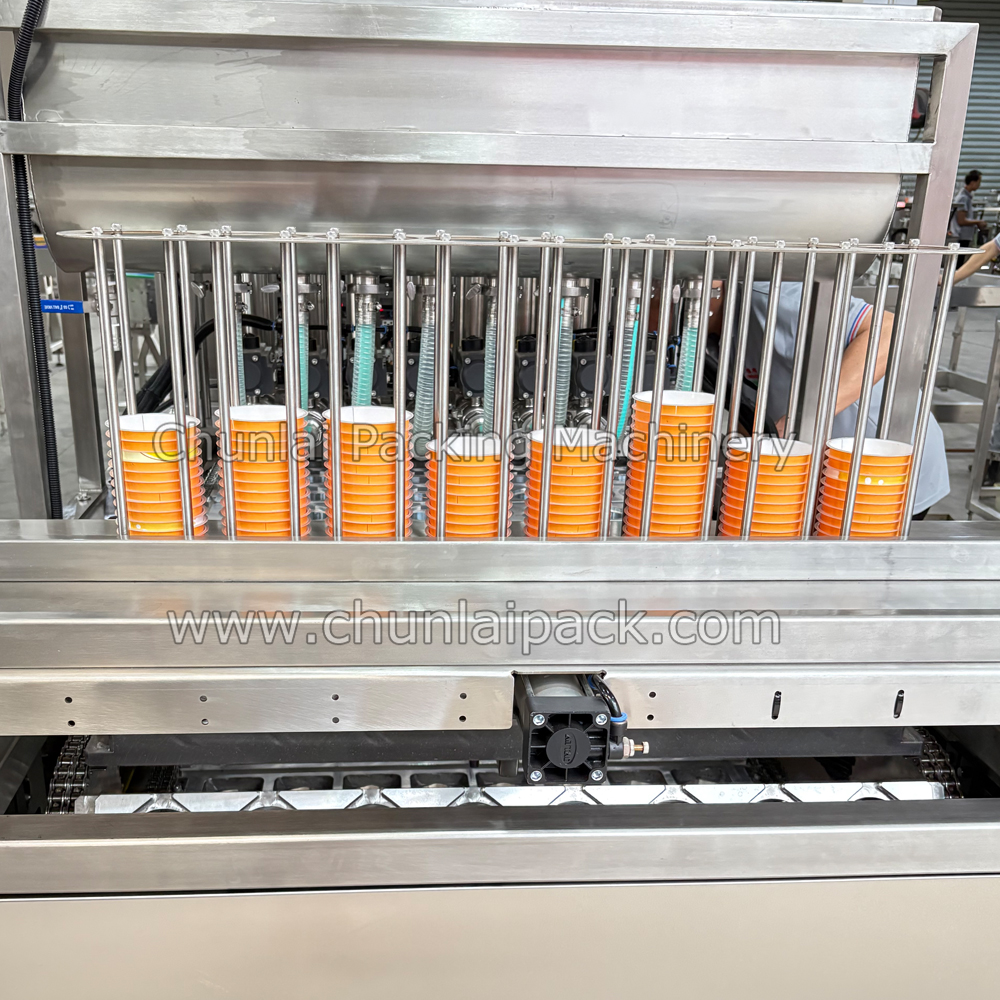 8 Lanes Clotted Cream Yogurt Cup Filling Sealing Capping Machine 