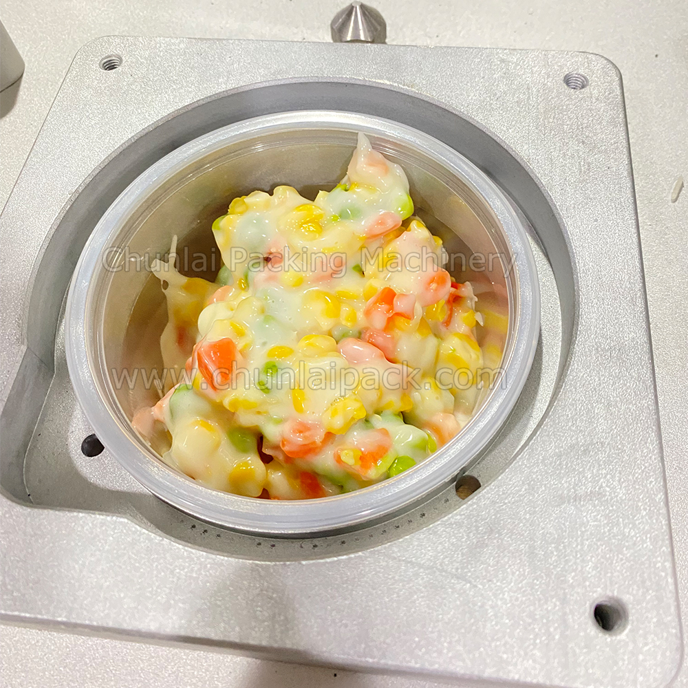 Automatic Rotary Type Salad Cup Filling Vacuum Sealing Capping Machine