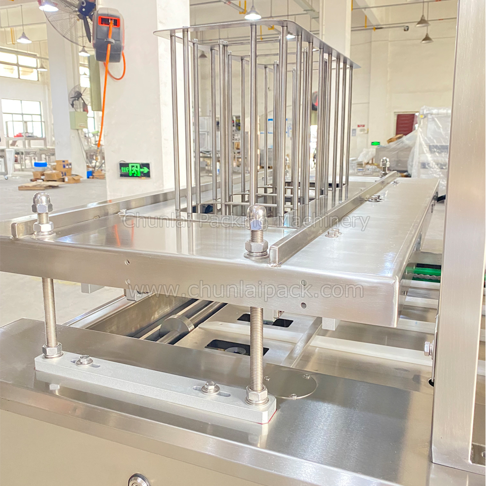 Push Bar Type Sauce Filling Machine