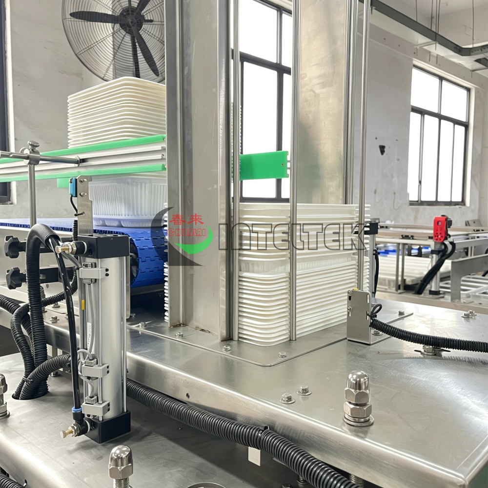 SAP Absorbent Fine Granule Dosing Tray Non-woven Fabric inside Sealing Machine